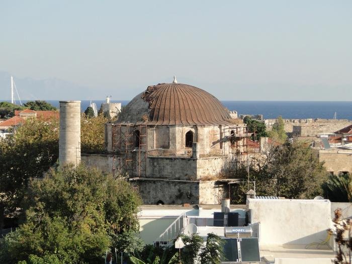 The Redzep Pasha mosque in the Medieval City has been restored