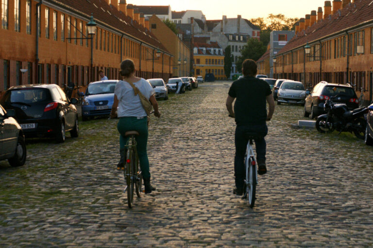 5 + 1 small change in your routine that will help you and the environment