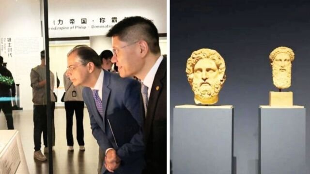 The crowd of visitors to the exhibition of ancient Greeks in the city of Nanjing